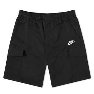 Nike woven cargo shorts (Black)